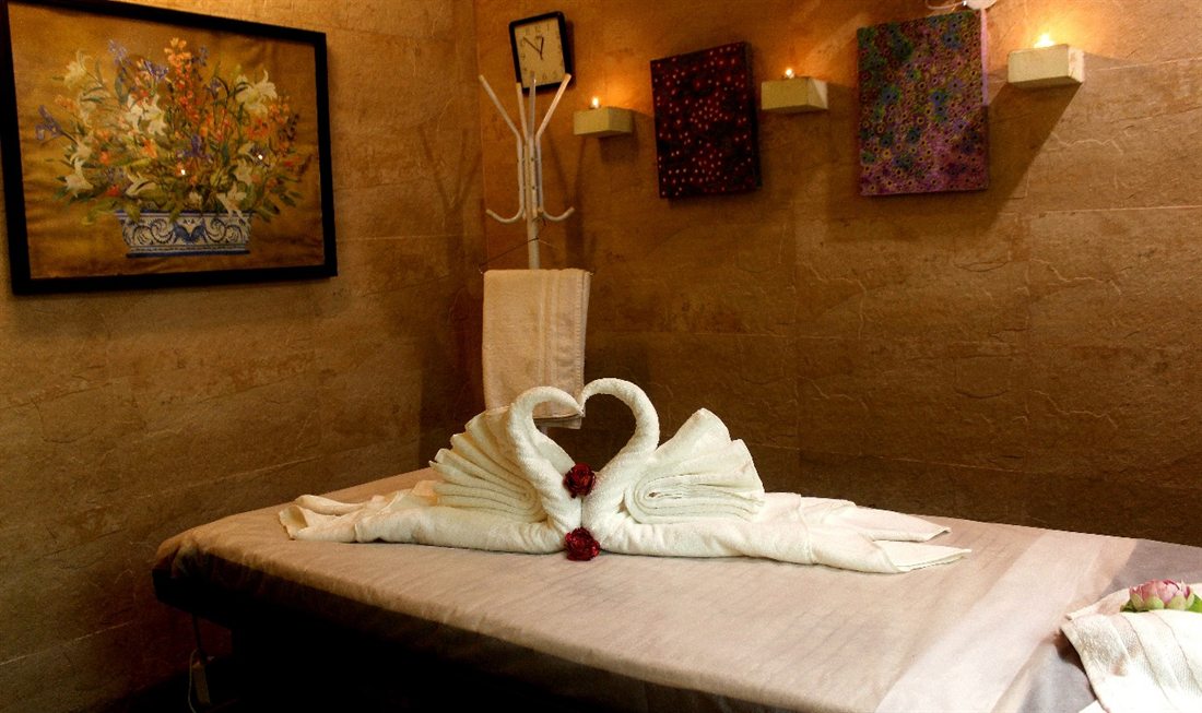 How Vaginal Ozone Therapy Supports Hormonal and Intimate Wellness